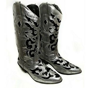 Via Veneto Embellished Boots